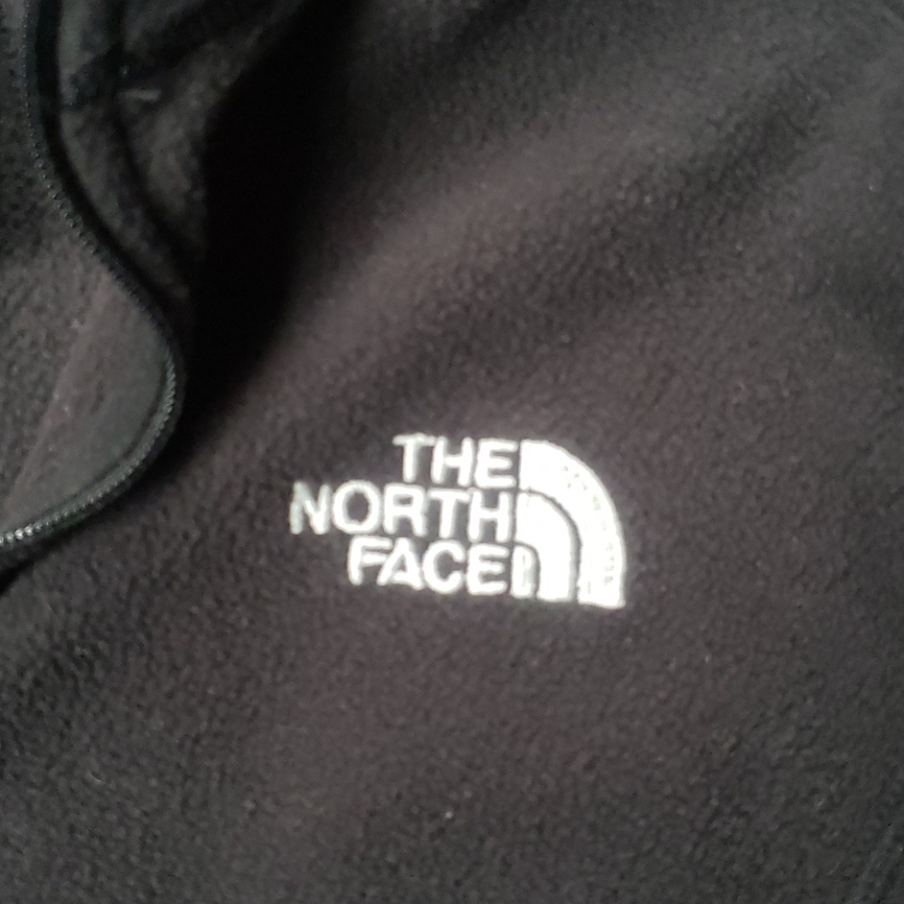 Northface pullover - Picture 3 of 3